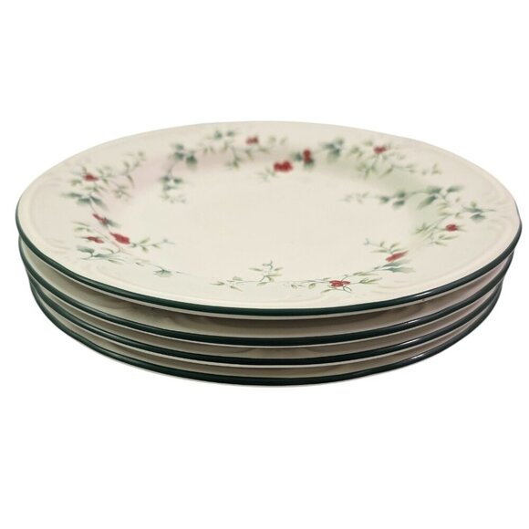 Pfaltzgraff Winterberry 8” Salad Luncheon Plates Holiday Christmas - Set of 4 - Picture 4 of 12